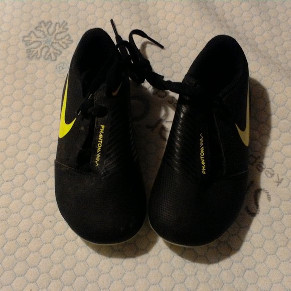Children's Nike phantom cleat's size 10 - Picture 3 of 3